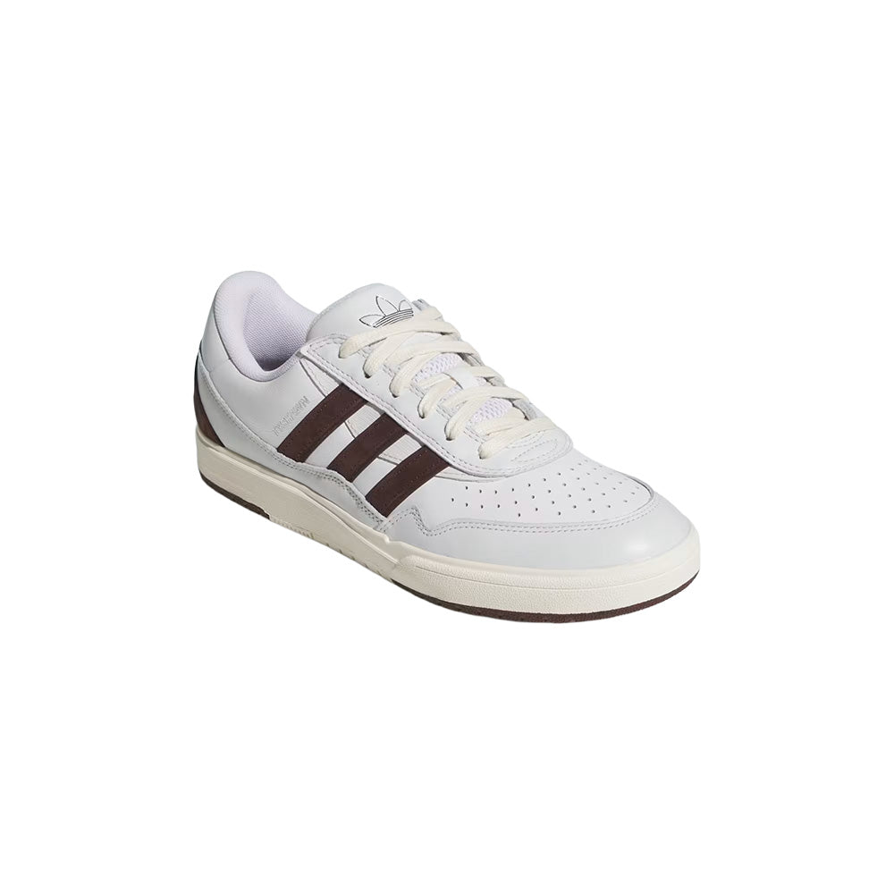 adidas skateboarding jq1620 tyshawn ii x zach shoes crystal white shadow brown off white