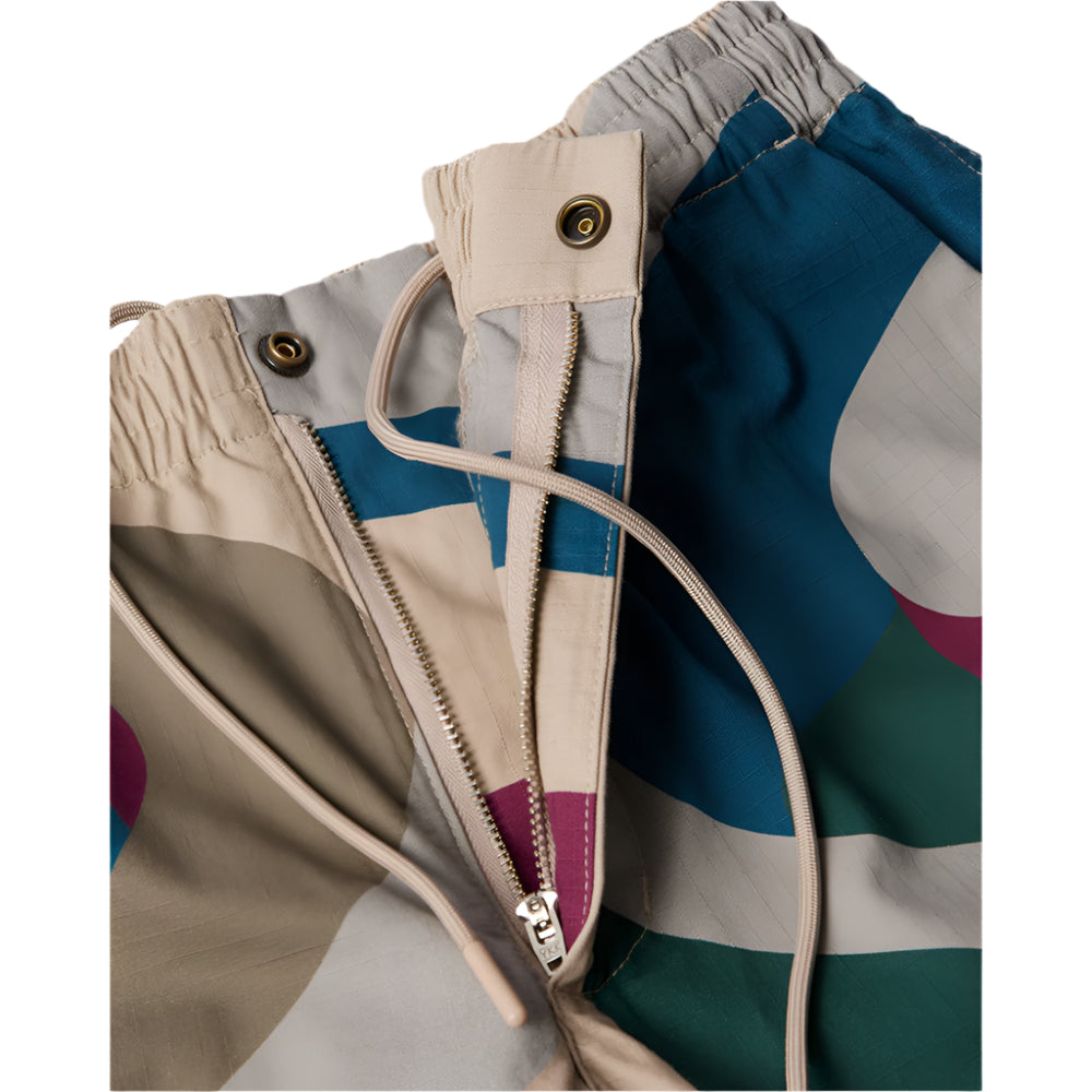 by parra 53345 the wall camo shorts sand