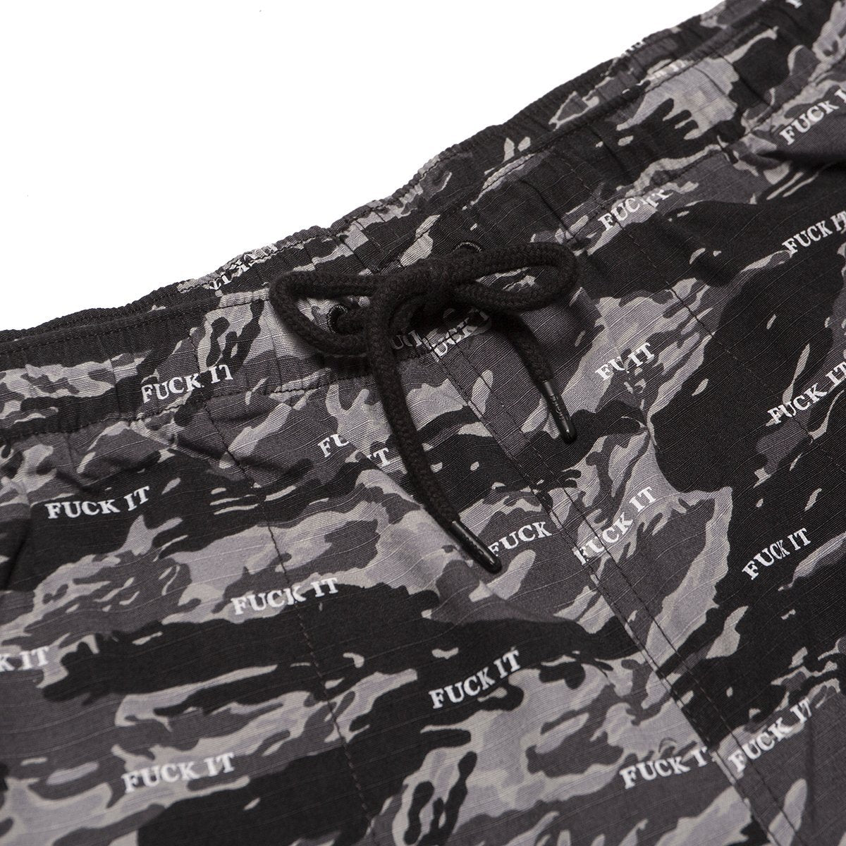 huf pt00123 fuck it tiger camo easy short black