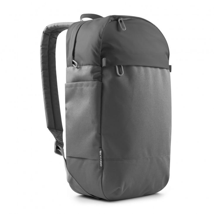 INCASE INCASE CAMPUS COMPACT BACKPACK // CHARCOAL