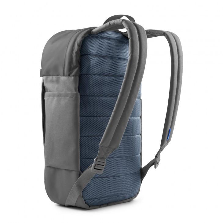 INCASE INCASE CAMPUS COMPACT BACKPACK // CHARCOAL
