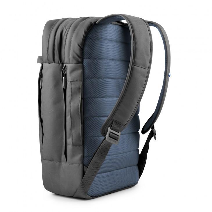 INCASE INCASE CAMPUS BACKPACK // CHARCOAL