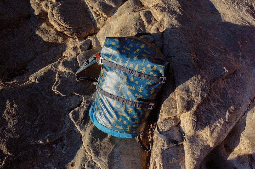 POLER HIGH AND DRY PACK 20 // OCEAN MUSHY TREES-The Collateral