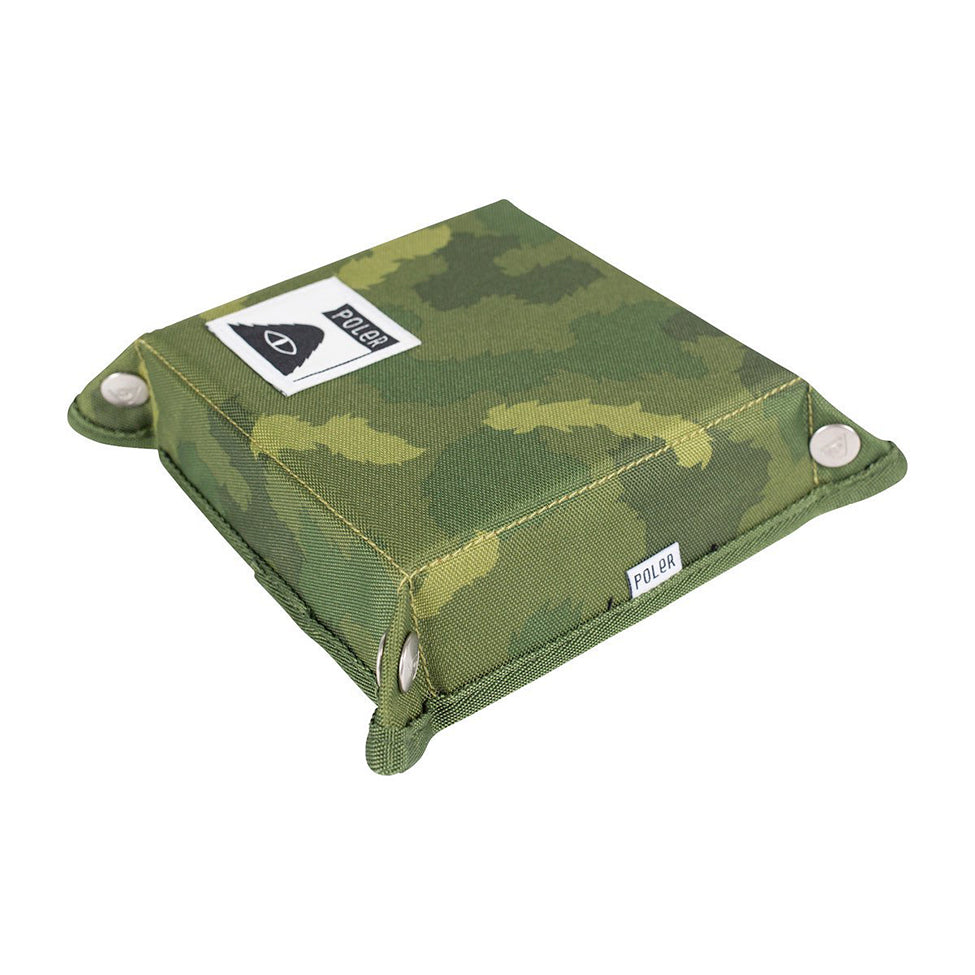 poler 712056 change holder green furry camo