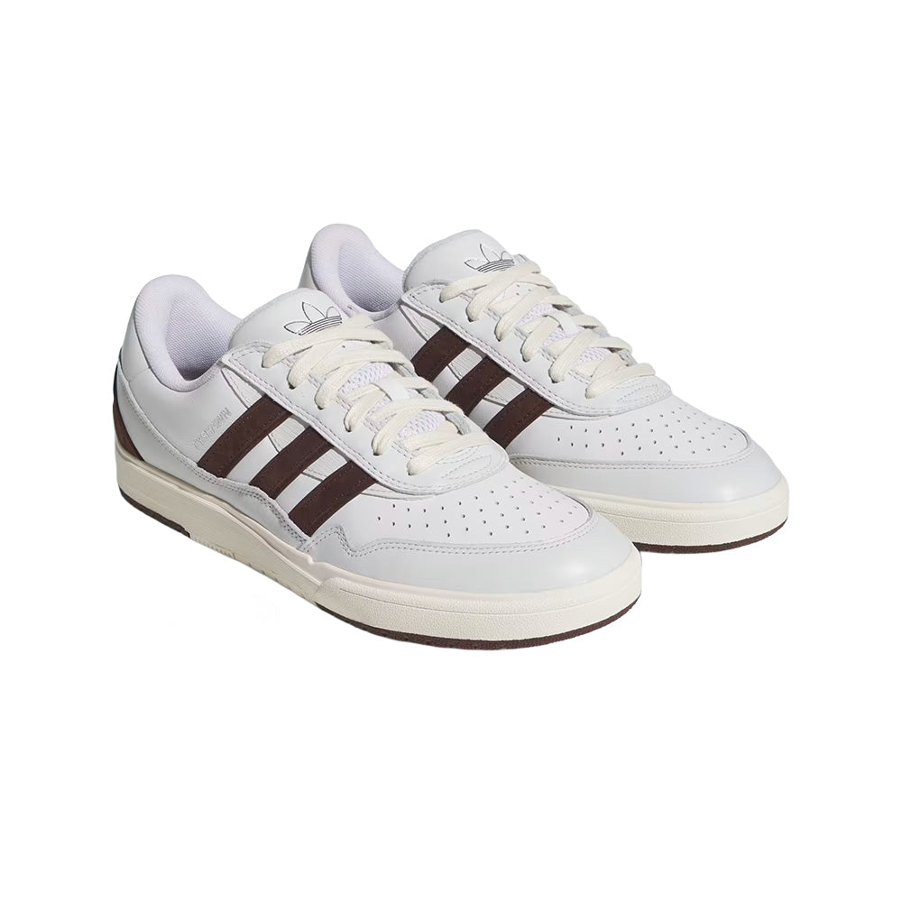 adidas skateboarding jq1620 tyshawn ii x zach shoes crystal white shadow brown off white