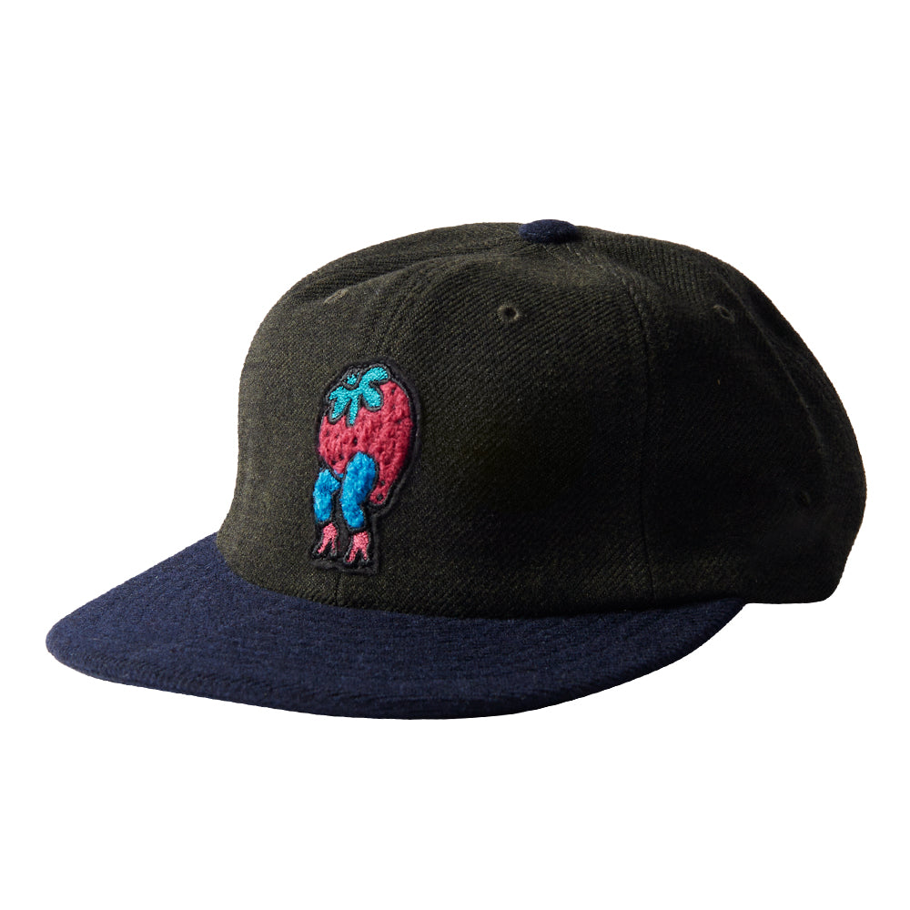 by parra 51275 stupid strawberry 6 panel hat hunter green