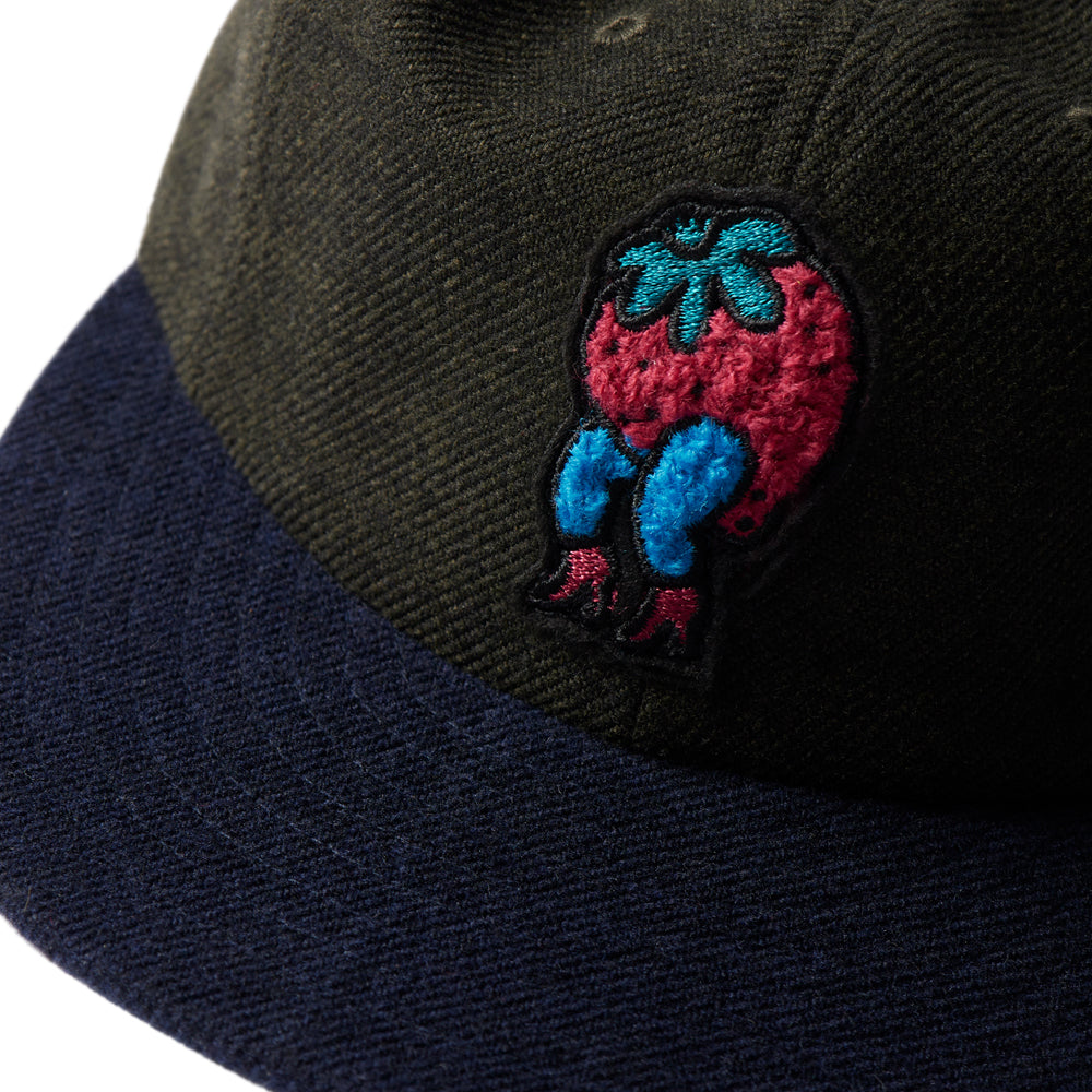 by parra 51275 stupid strawberry 6 panel hat hunter green
