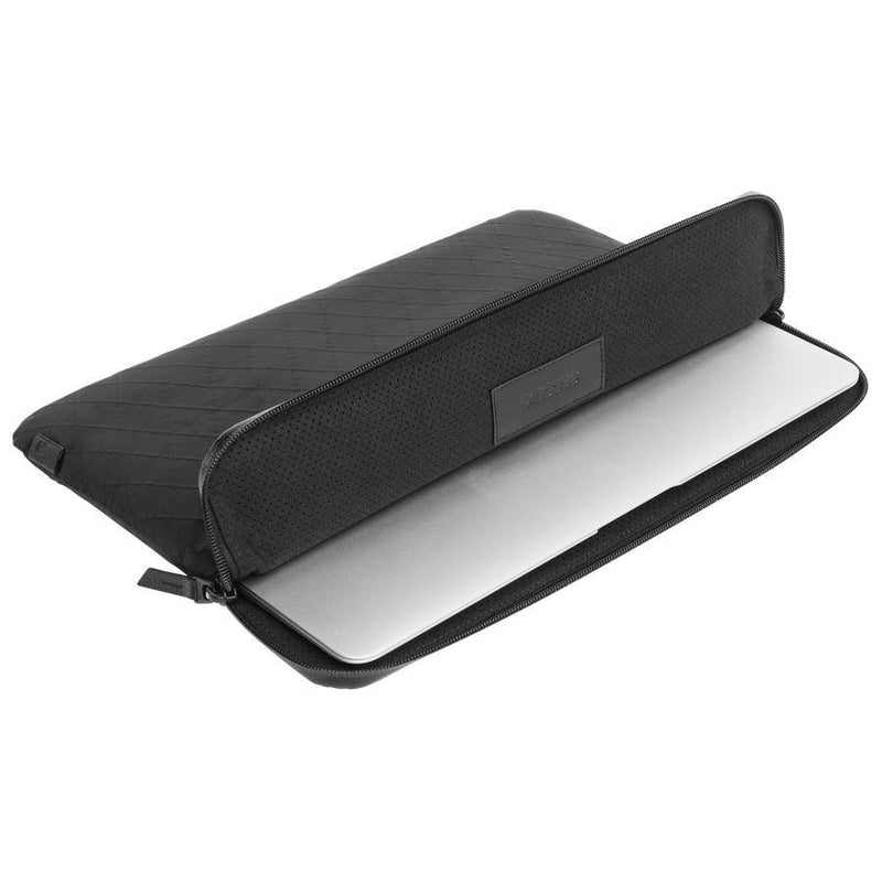 incase x Diamond Wire Slim Sleeve for MBR15'' // BLACK-The Collateral